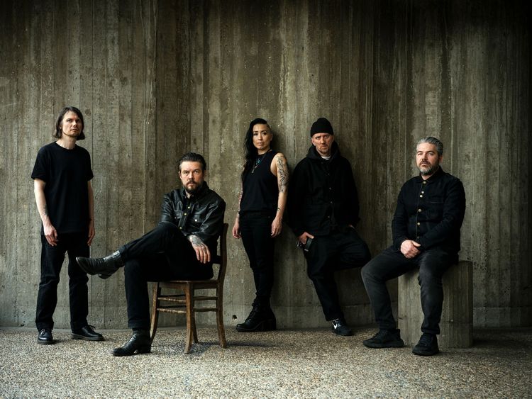 AMENRA