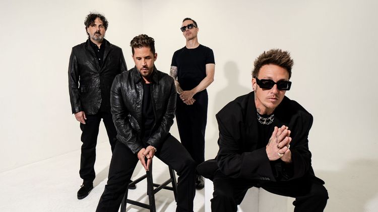 PAPA ROACH